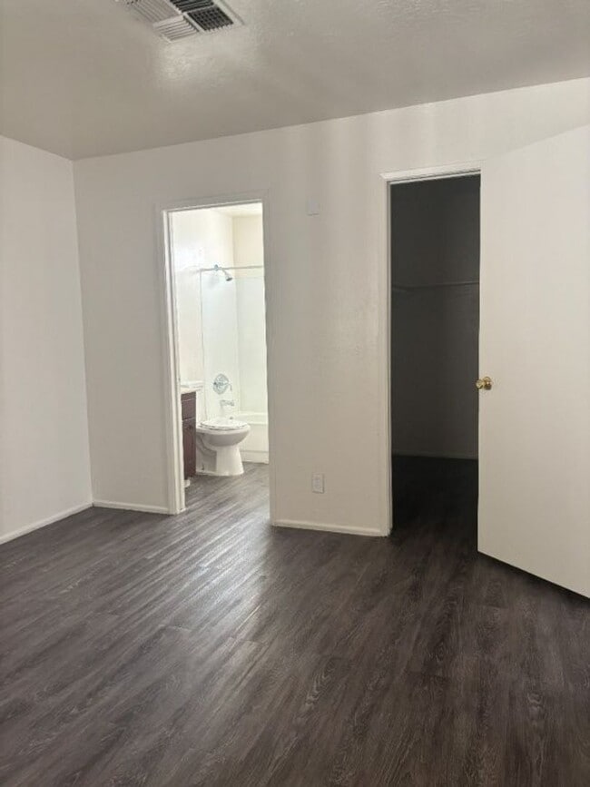 Building Photo - 771-773.5 Brighton