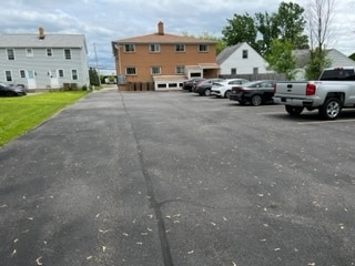 Foto del edificio - 342 Cayuga Rd