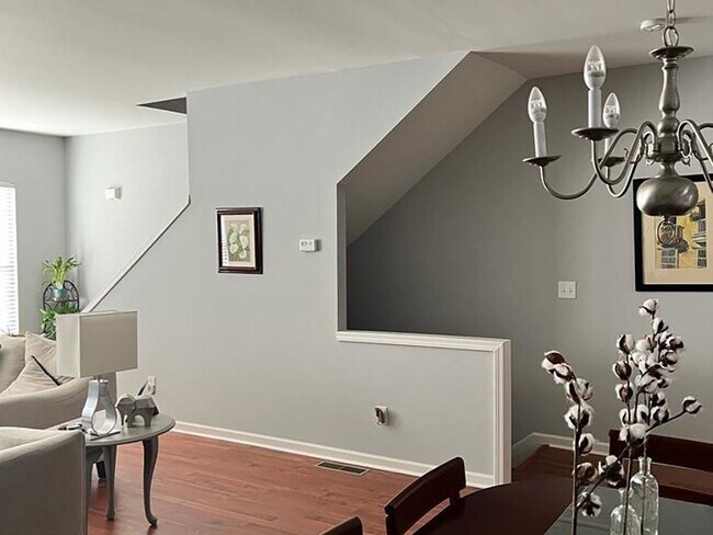 Foto del edificio - 783 Tulip Poplar Way