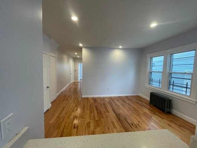 Foto del edificio - 111 Undisclosed Address