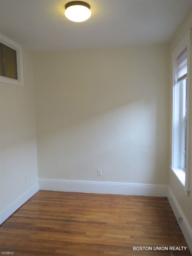 Building Photo - 319 Huntington Ave