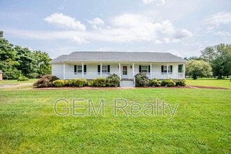 Building Photo - 15617 Mockingbird Ln