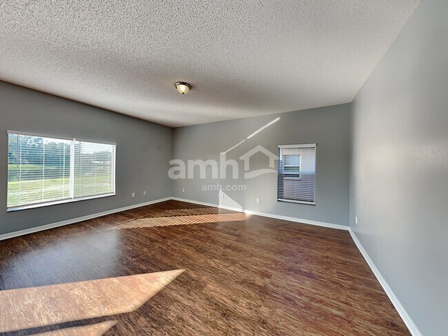 Foto del edificio - 11832 Brenford Crest Dr