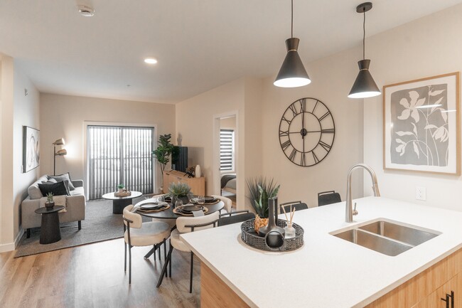 Building Photo - Vista Apartments at Edgemont