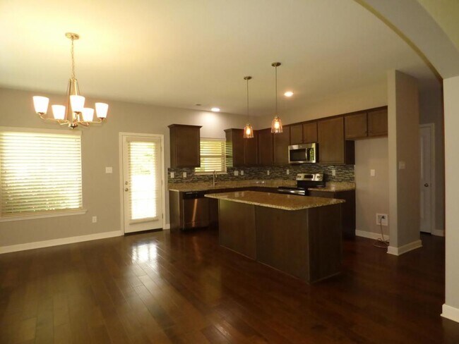 Foto del edificio - 70 Southwind Dr