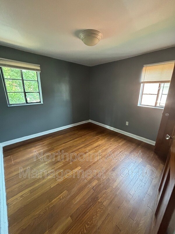 Building Photo - 20871 Crystal Ave