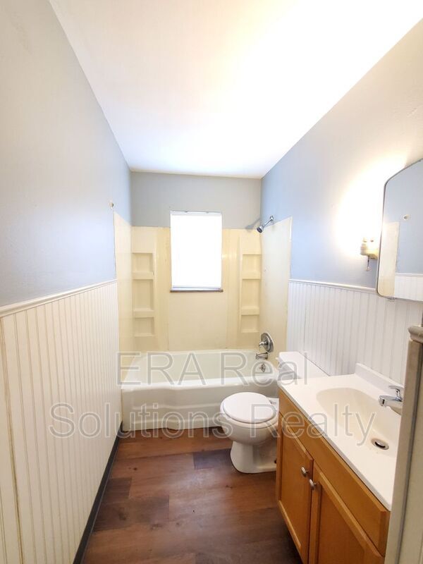 Building Photo - 1219 Studer Ave