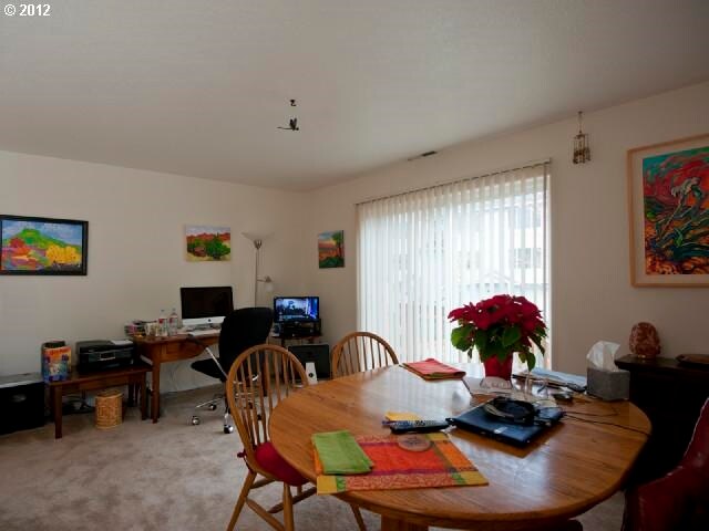 Interior Photo - 3336 SW 90th Ave