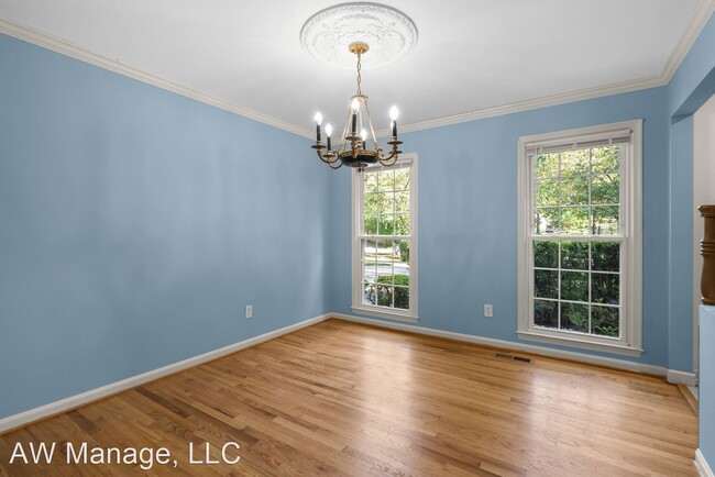 Building Photo - 4 br, 3.5 bath House - 6 Marcus Court