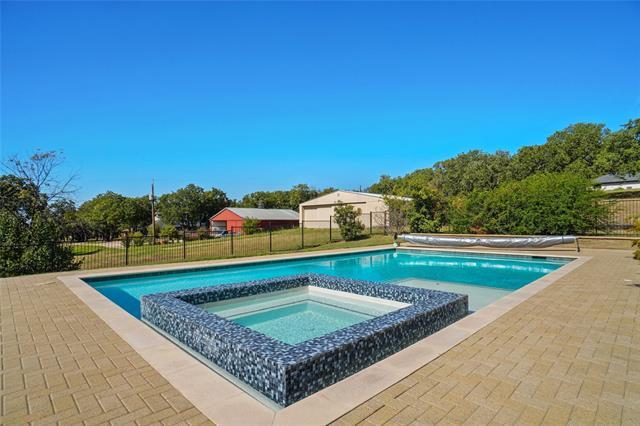 Foto del edificio - 13297 Roanoke Rd