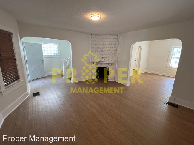 Foto del edificio - 3 br, 1 bath House - 68 E Fairview Ave