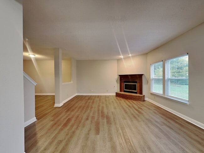 Building Photo - 6517 Apple Branch Ln