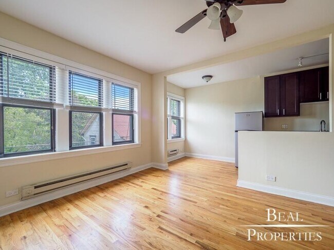 Foto del edificio - 1 bedroom in CHICAGO IL 60640