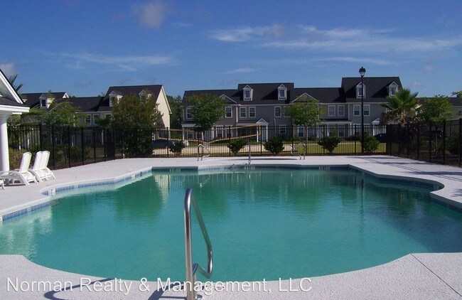 Foto del edificio - 4 br, 3.5 bath House - 120 Governors Blvd