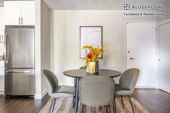 Foto del edificio - 655 S Fair Oaks Ave