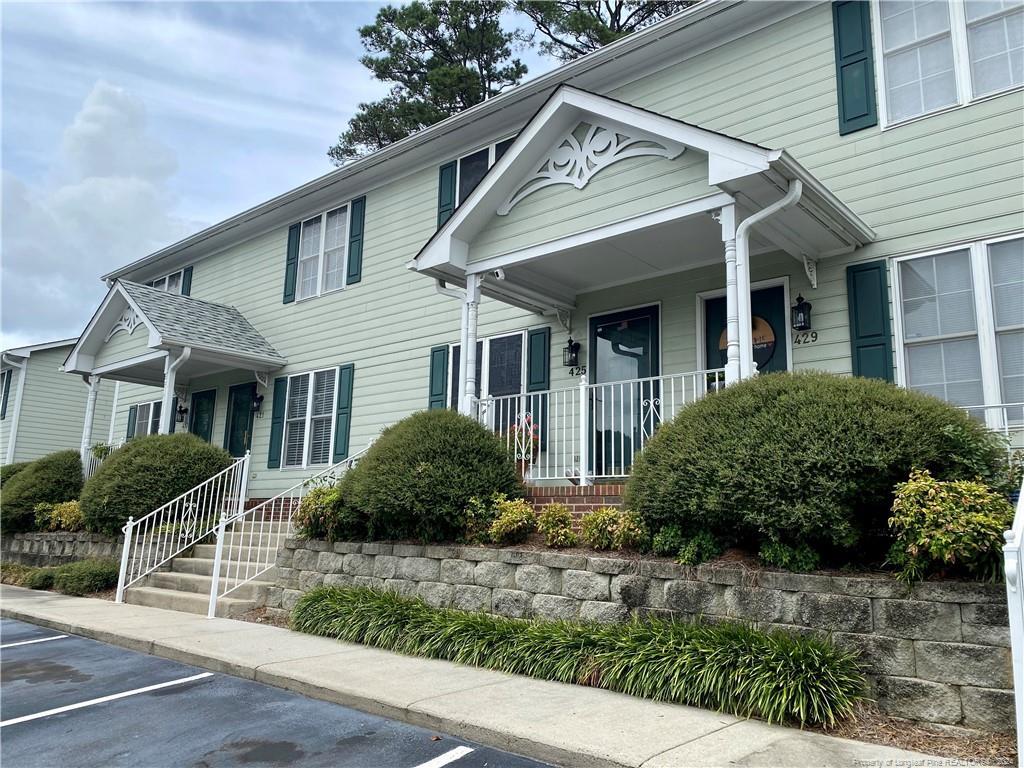Foto principal - 421 Cityview Ln