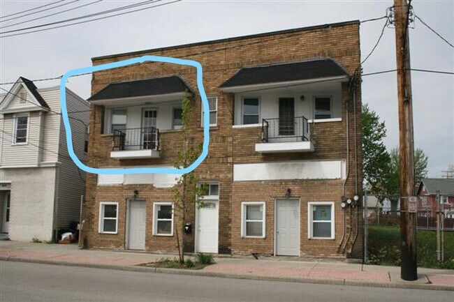 Foto del edificio - 4474 State Rd