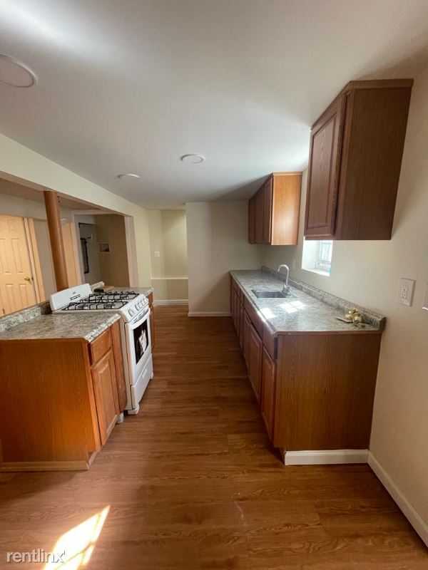 Foto del edificio - 3 br, 1 bath House - 516 5th St