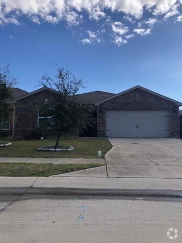 Building Photo - 303 Soap Tree Dr