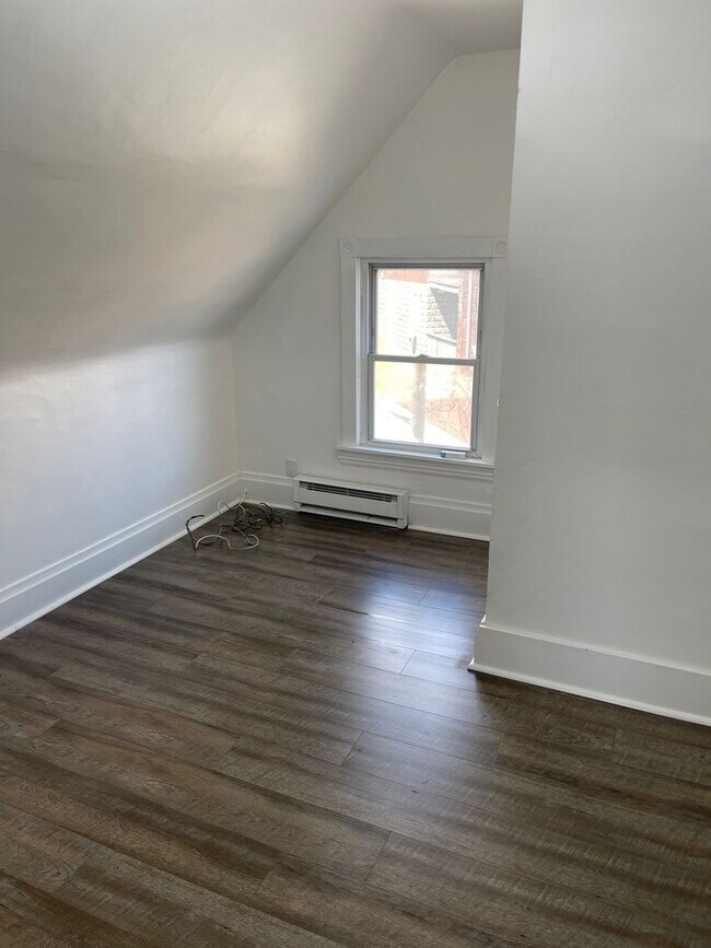 Foto del edificio - 3rd Street, Pitcairn