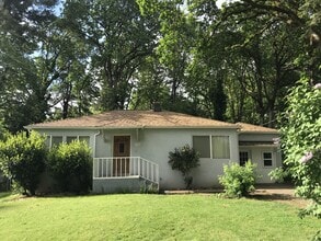 Building Photo - 360 Bradley Dr SE