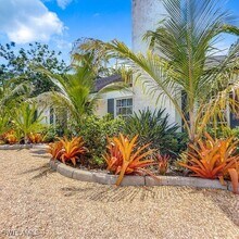 Building Photo - 650 S Golf Dr Building Photo - 650 S Golf Dr