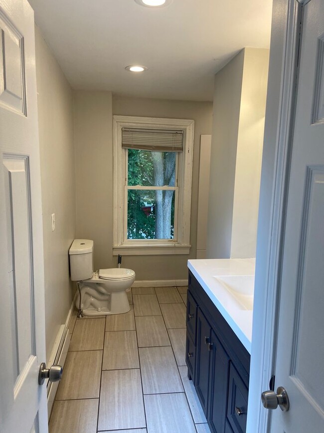 Photo - 614 Smith St Apartment