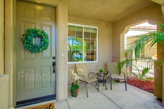 Building Photo - 1008 Crystal Springs Pl