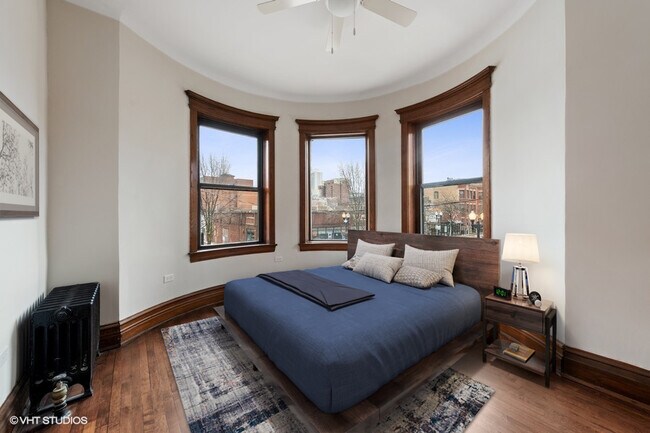 Foto del edificio - 3934 N Sheridan Rd
