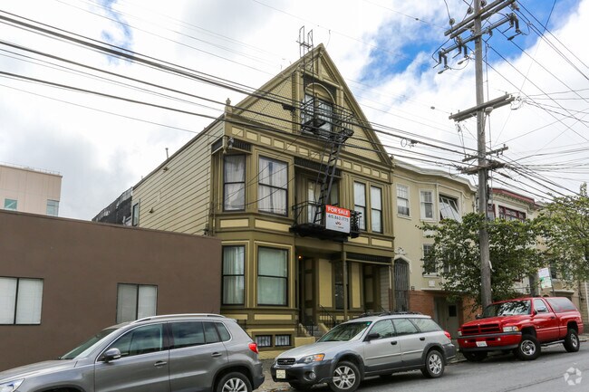 Building Photo - 3621-3623 26th St