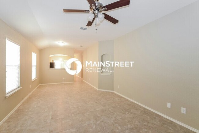 Foto del edificio - 3 Bedroom Pet-Friendly Home in Converse, TX with Main Street Renewal