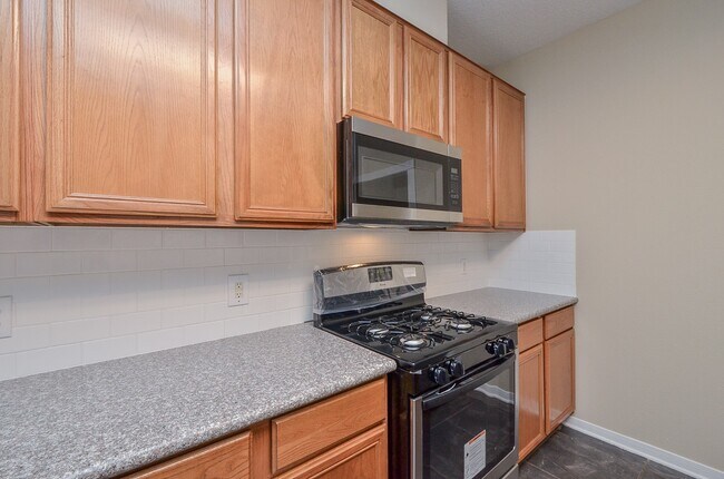 Foto del edificio - 18514 Alemarble Oak St