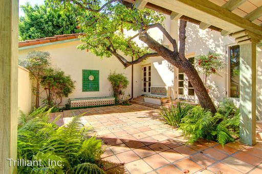 Foto del edificio - 710 N Linden Dr