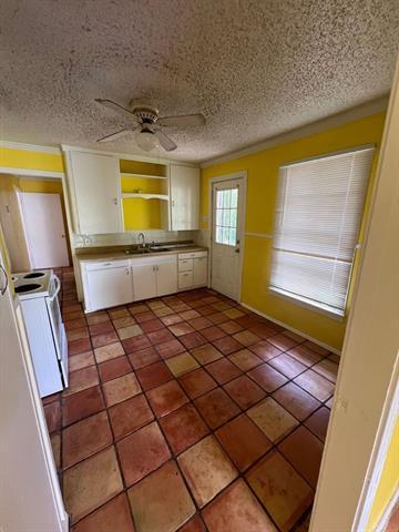 Foto del edificio - 557 E N 21st St
