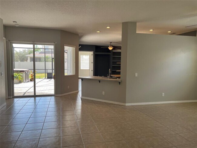 Foto del edificio - 11414 56th St Cir E