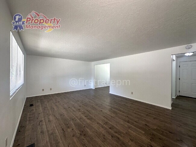 Building Photo - 1504 S Hervey St