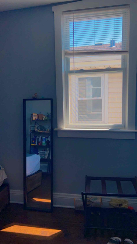Foto del edificio - 2835 N Newcastle Ave