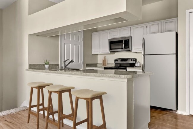 Building Photo - Breckinridge Point