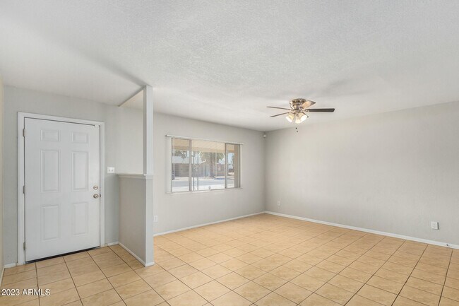Building Photo - 6536 W Turney Ave