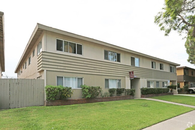 Foto del edificio - 11802 Stuart Dr