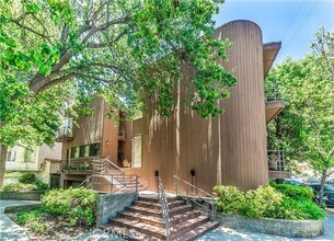 Building Photo - 13236 Valleyheart Dr