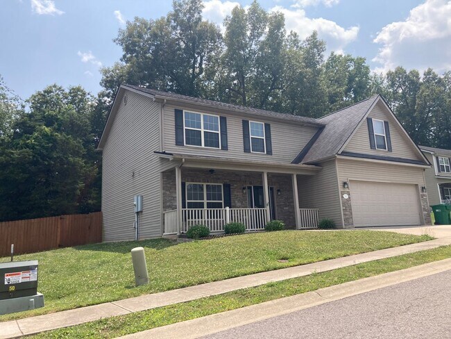 Building Photo - 103 Ashmore Ct