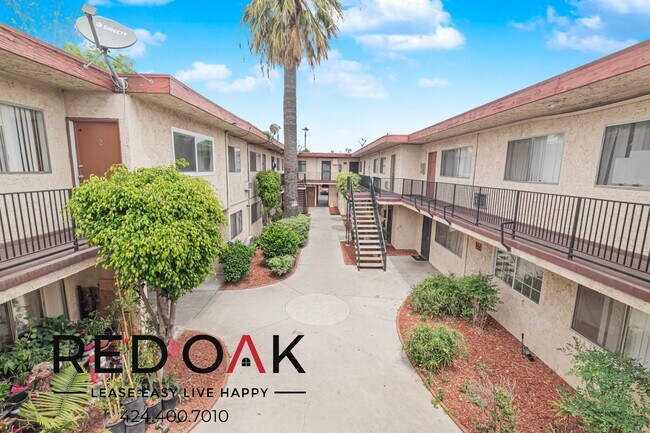 Foto del edificio - 8828 Memory Park Ave