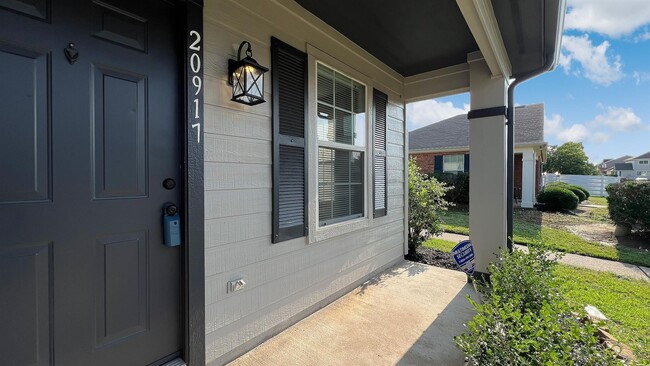 Building Photo - 20917 Patriot Park Ln