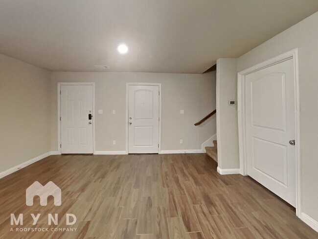 Building Photo - 763 Rolling Terrace Cir