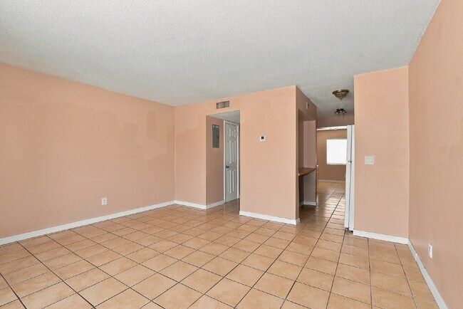 Foto del edificio - "Charming Kissimmee Retreat: Spacious 2-Bed Oasis with Modern Comforts!"