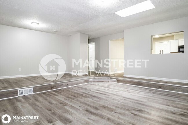 Foto del edificio - 10719 Jefferson Hill Rd, Fairdale, KY 40118
