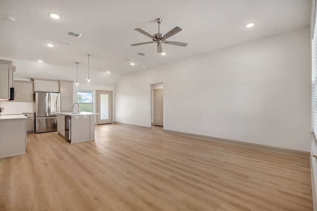 Foto del edificio - 3194 Dogwood Pk Blvd