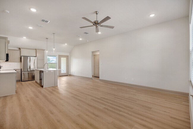 Foto del edificio - 3195 Dogwood Pk Blvd