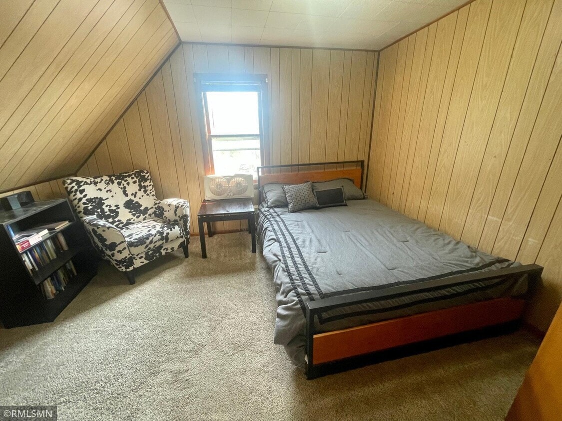 bedroom - 6447 Elm St
